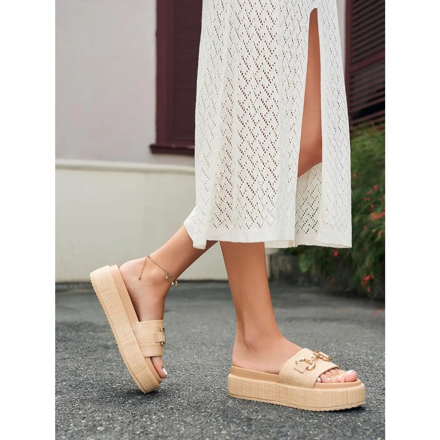 Coutgo Womens Platform Sandals Raffia Espadrilles Metal Chain Slip on Open Toe Cute Beach Slide Sandals
