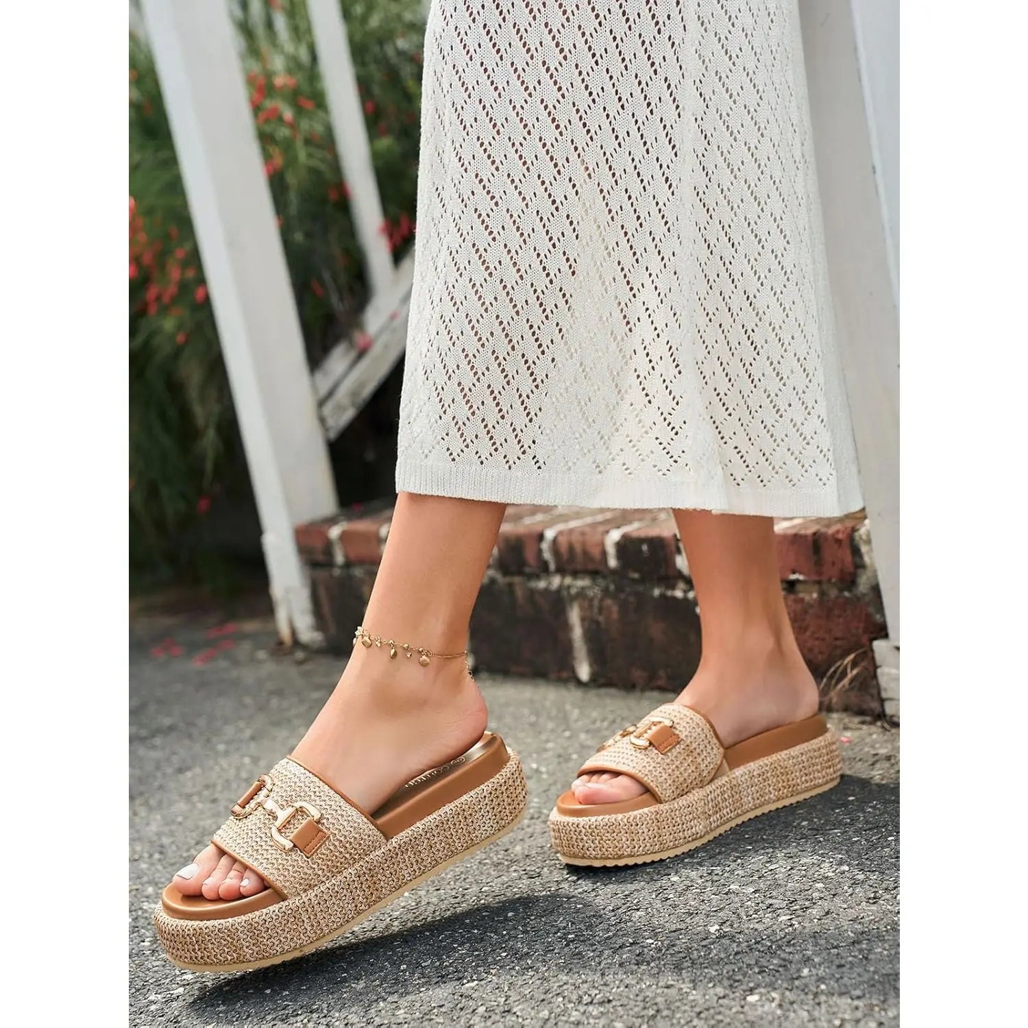 Coutgo Womens Platform Sandals Raffia Espadrilles Metal Chain Slip on Open Toe Cute Beach Slide Sandals